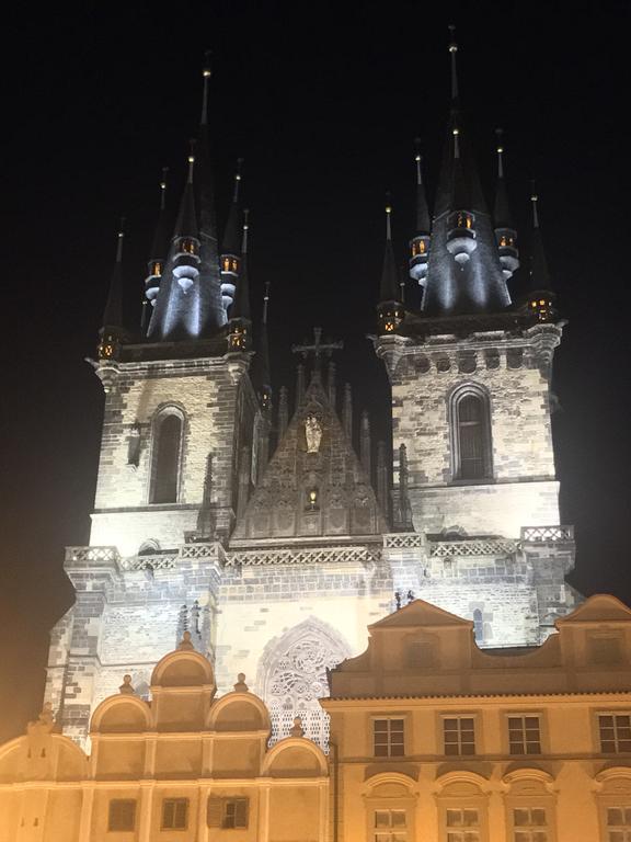 Apartment Charming Apt W Balcony Old Town Prague